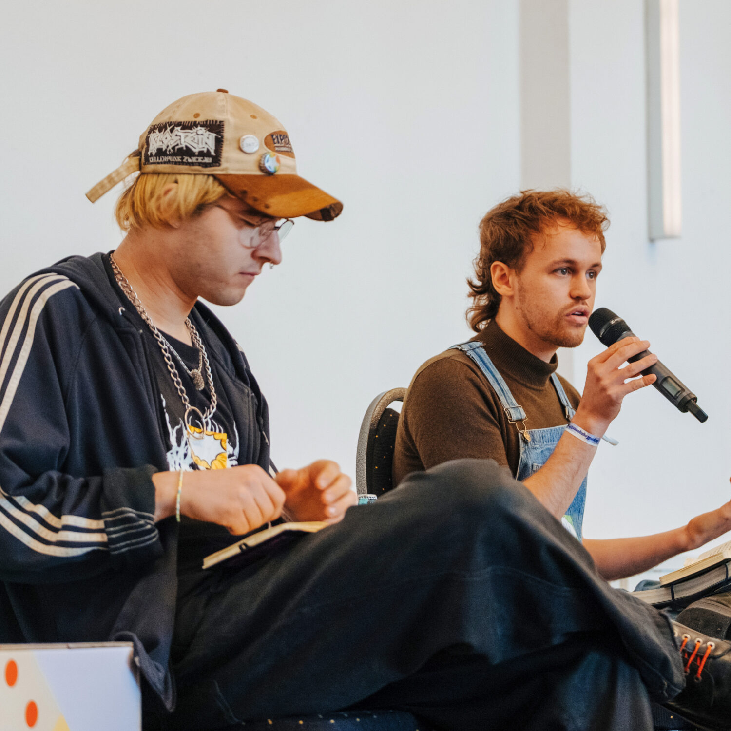 1546_ Außenpostenkollektiv_ Lesung Zukunftsfestival 1